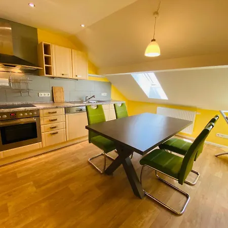 Neu!!! Stoermer - 2 Schlafzimmer, 4 Personen In * Eisfeld